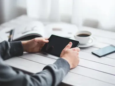 ما هي خصائص حبل الأسلاك الفولاذية الذي تستخدمه الرافعة